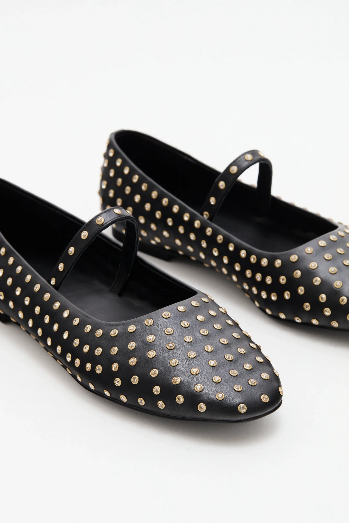 balerina studs